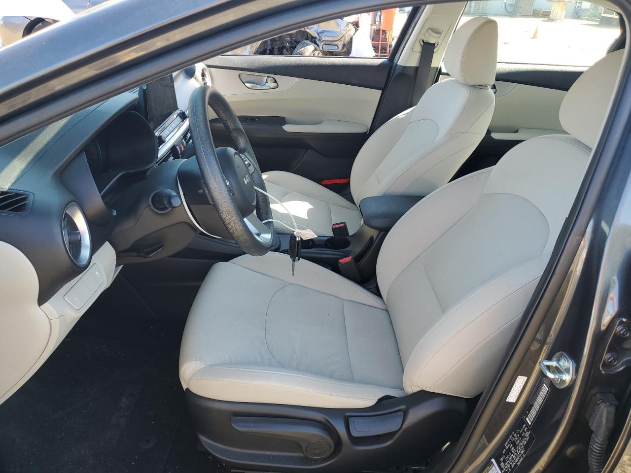 2023 KIA FORTE