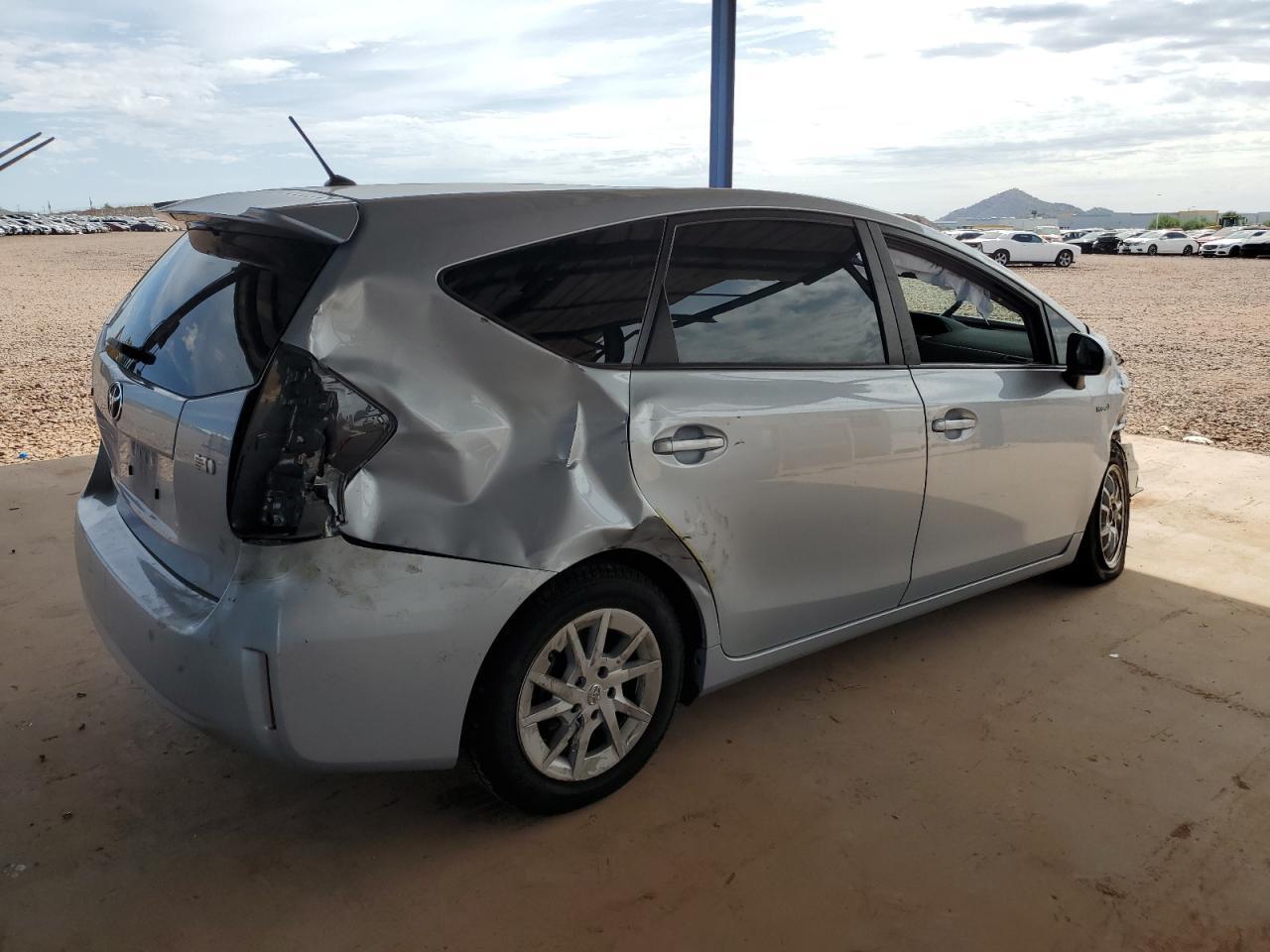 2014 TOYOTA PRIUS V