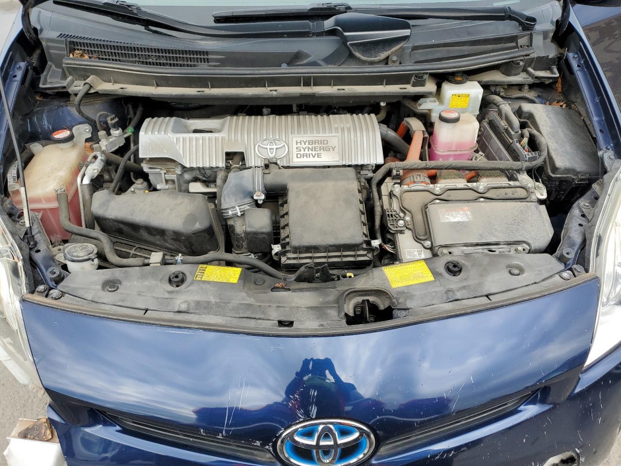 2015 TOYOTA PRIUS