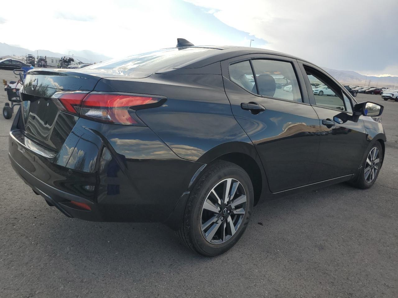 2025 NISSAN VERSA