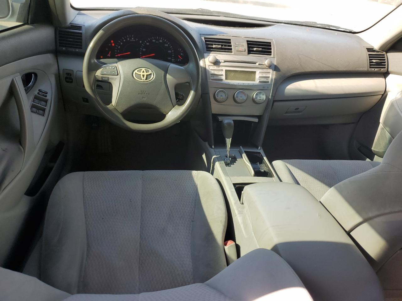 2011 TOYOTA CAMRY