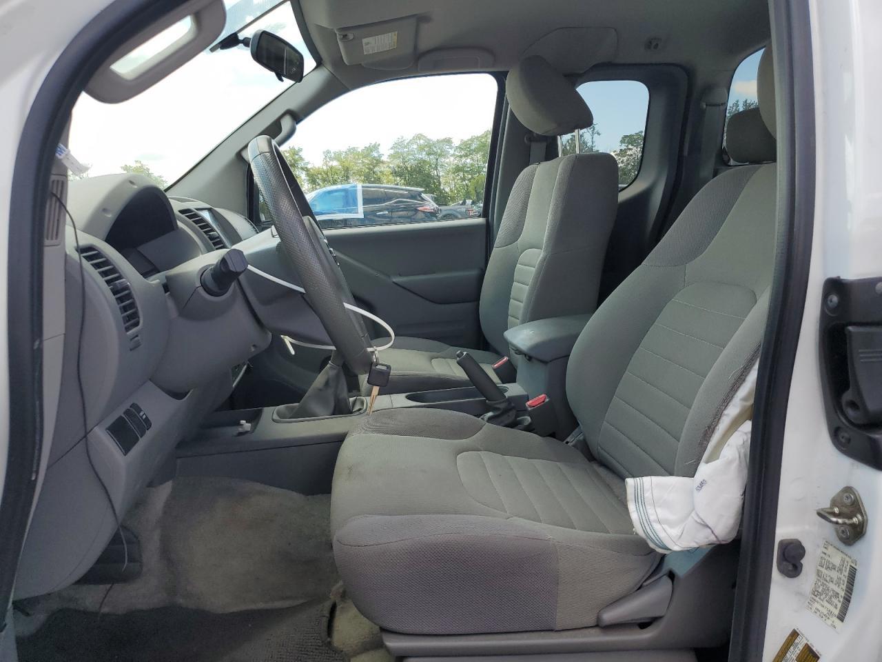 2016 NISSAN Frontier