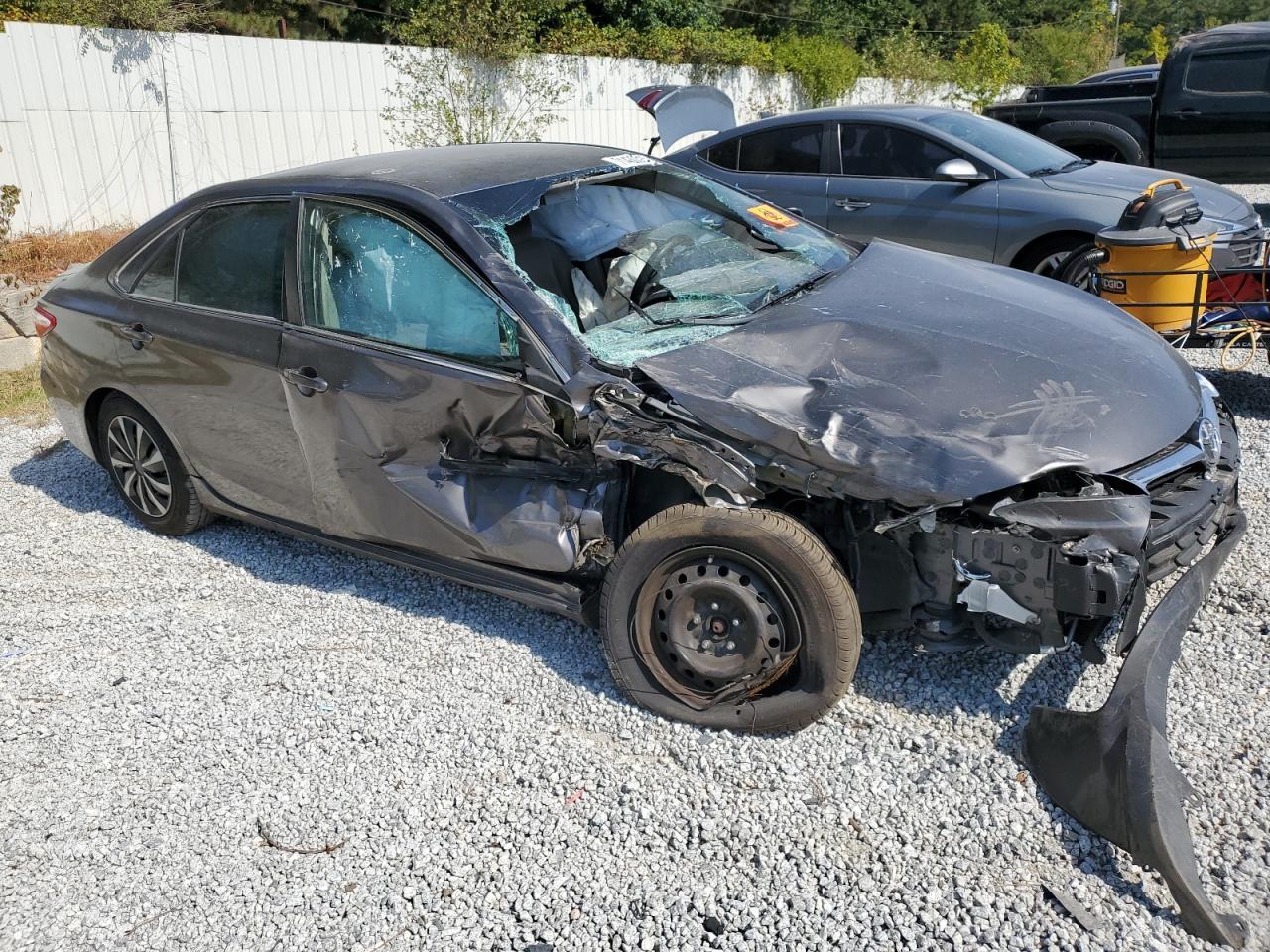 2016 TOYOTA CAMRY