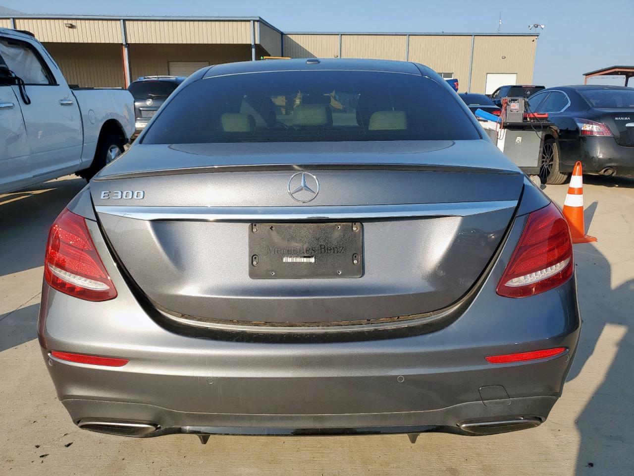 2018 MERCEDES-BENZ E-Class