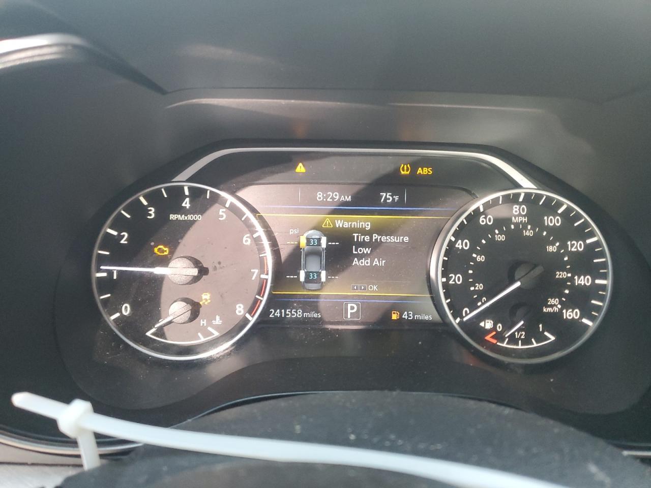 2016 NISSAN Maxima
