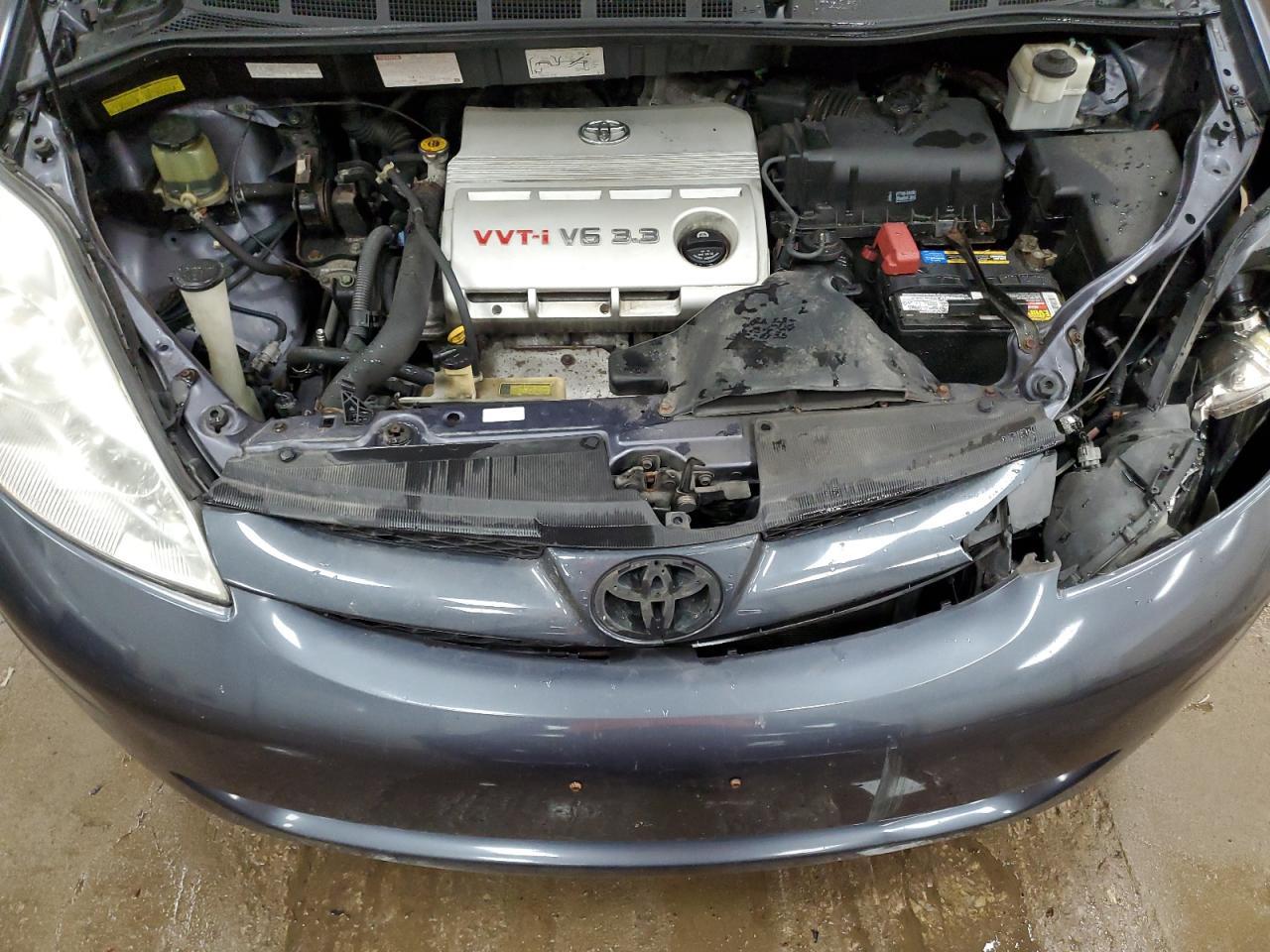 2006 TOYOTA SIENNA