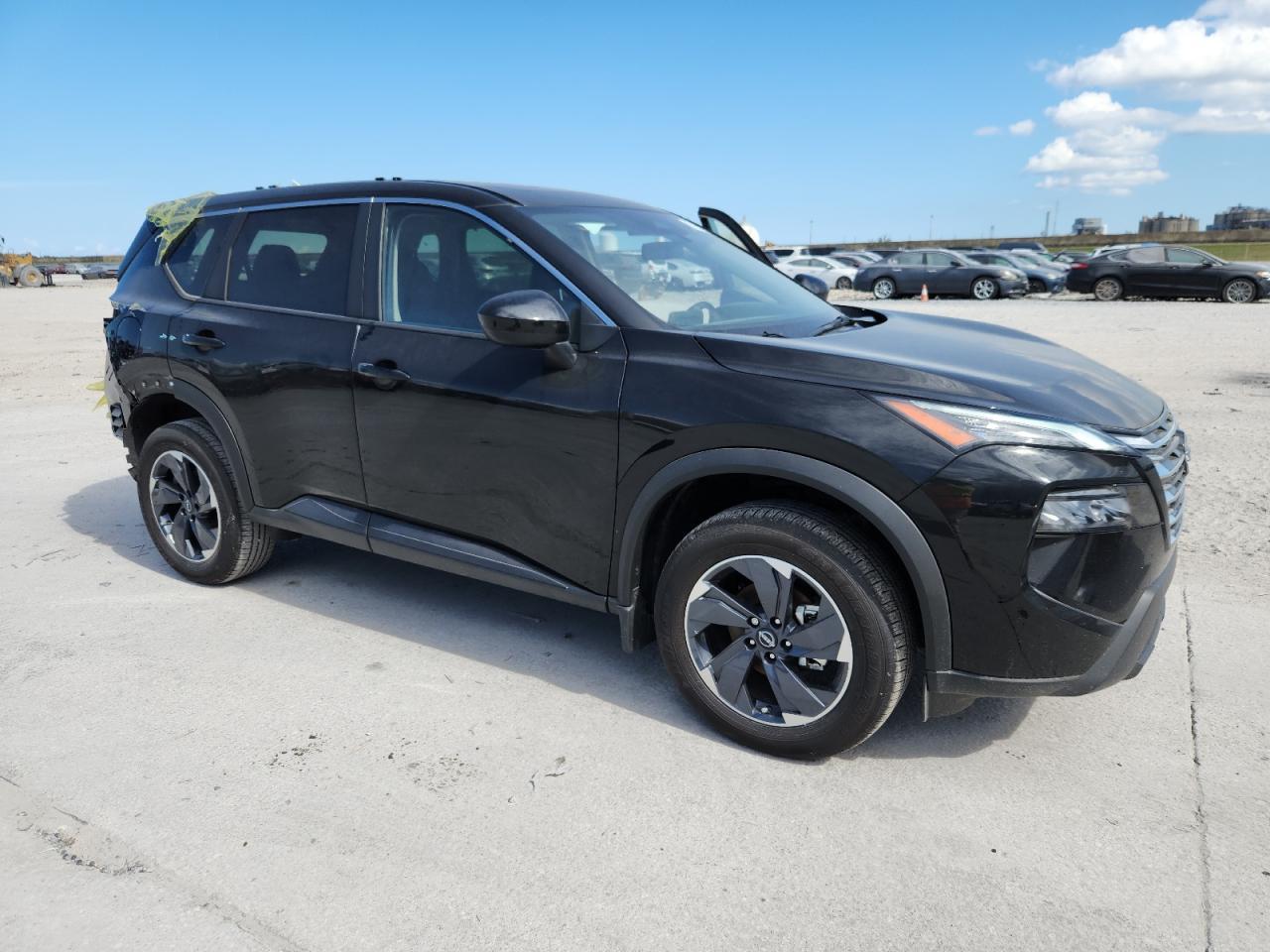 2025 NISSAN ROGUE