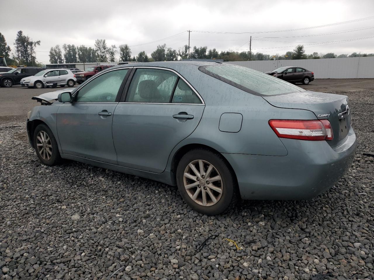 2011 TOYOTA CAMRY