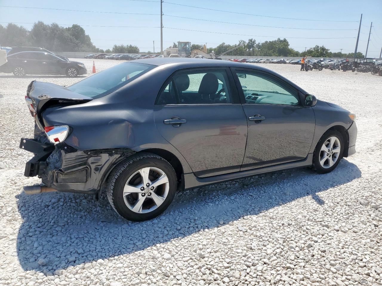 2013 TOYOTA COROLLA