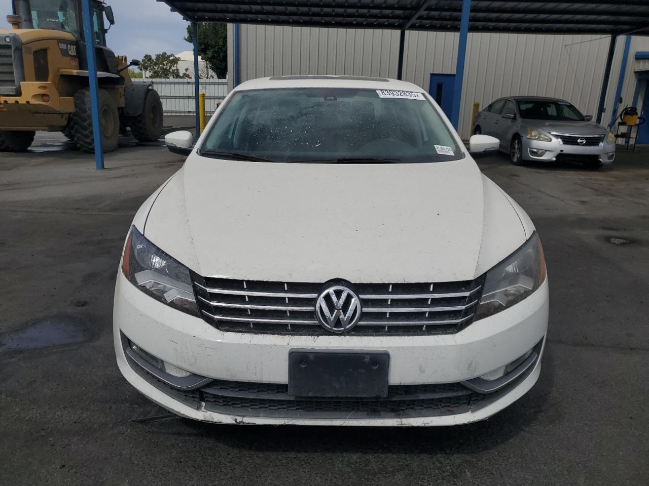 2014 VOLKSWAGEN Passat