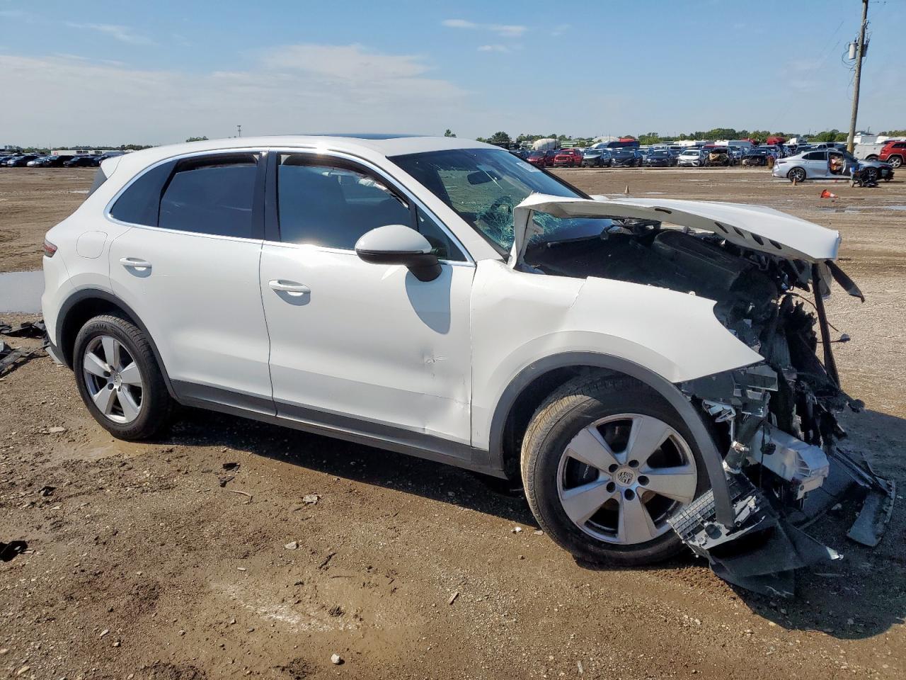 2019 PORSCHE CAYENNE