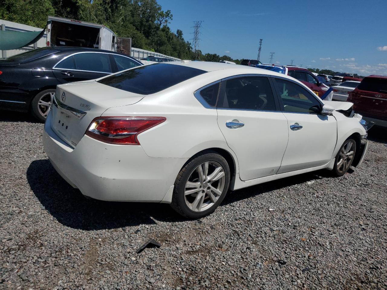 2013 NISSAN ALTIMA