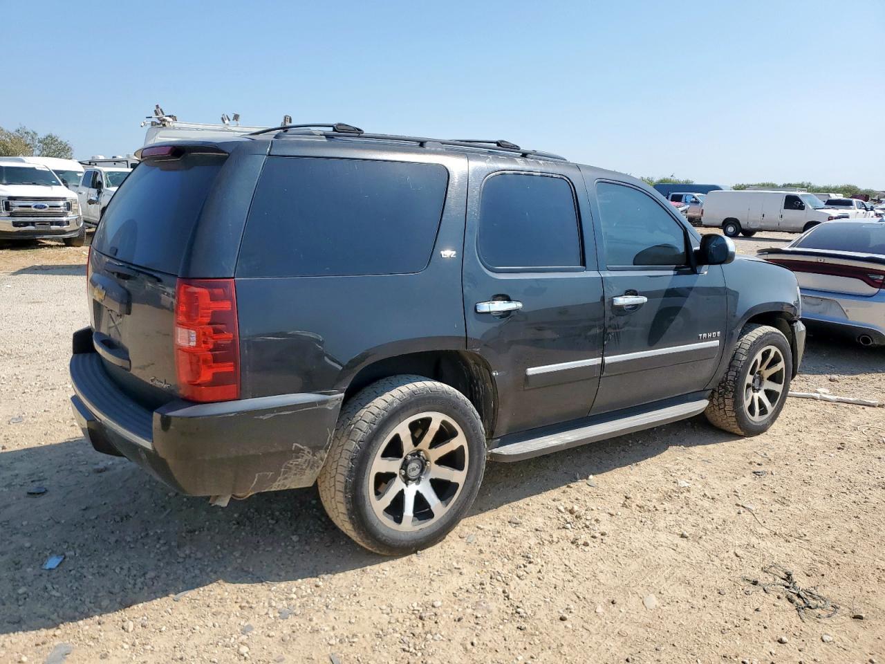2013 CHEVROLET Tahoe
