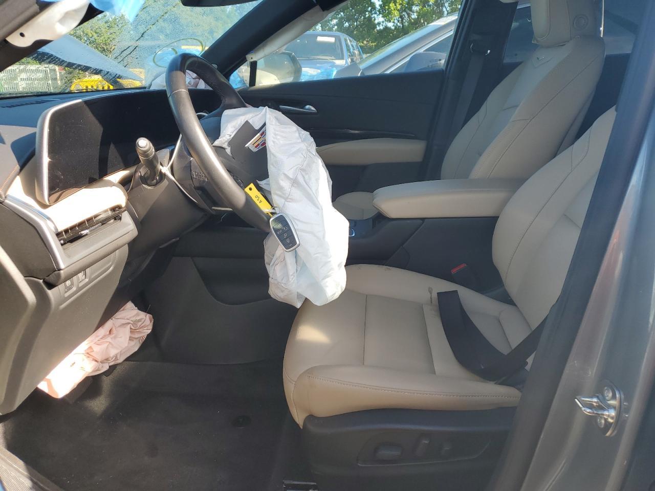 2024 CADILLAC XT4