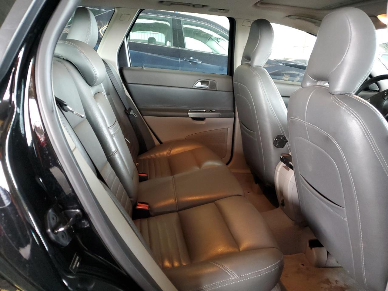2009 VOLVO V50