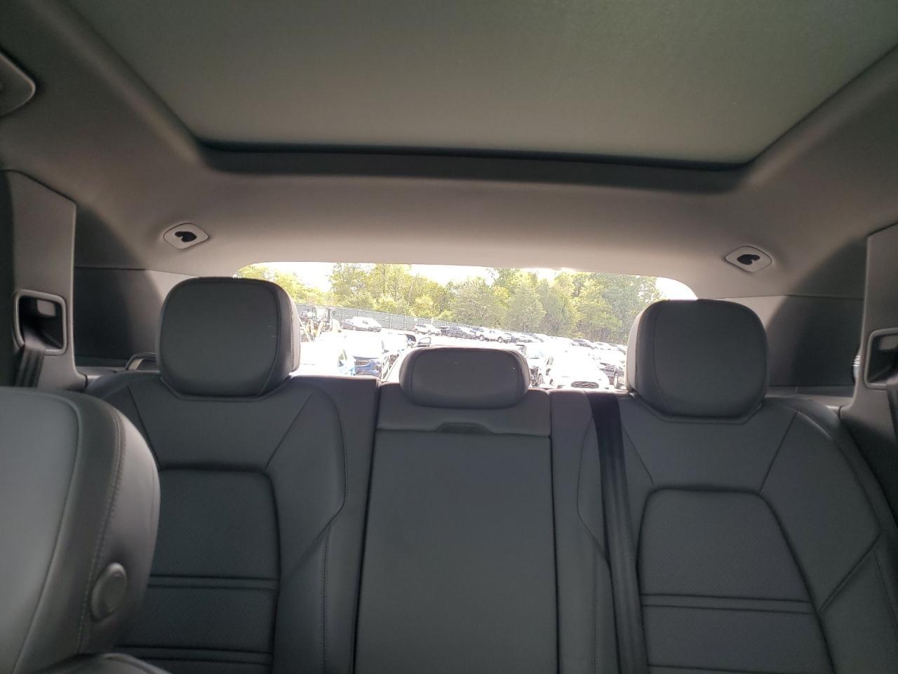 2021 PORSCHE CAYENNE