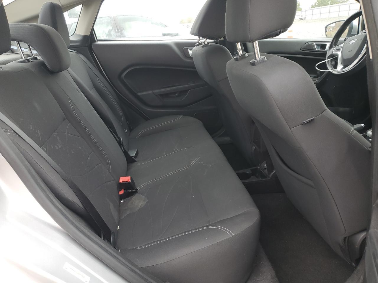 2014 FORD Fiesta