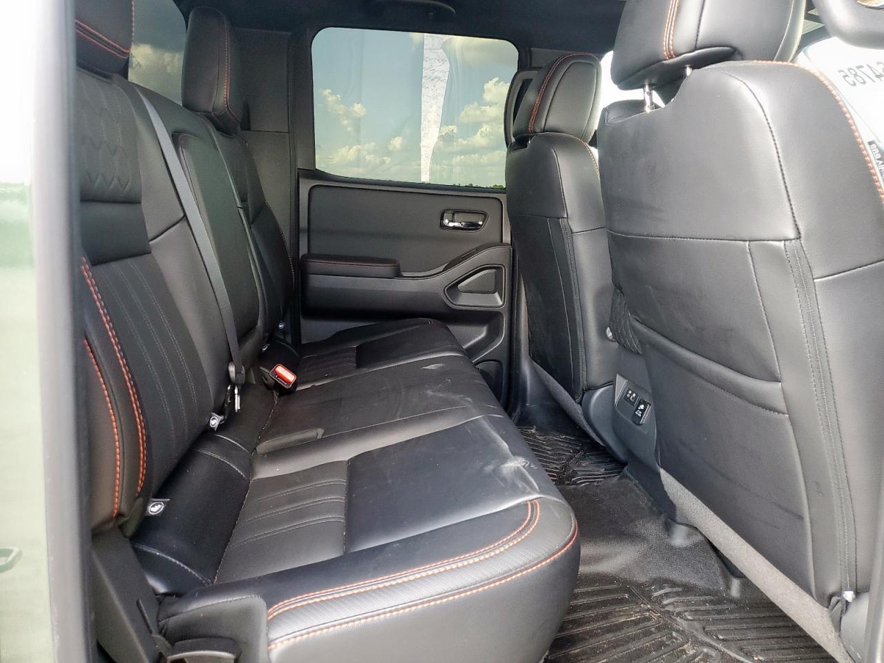 2024 NISSAN Frontier