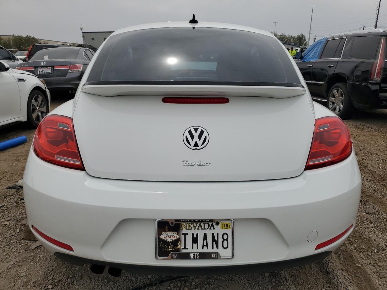 2016 VOLKSWAGEN Beetle