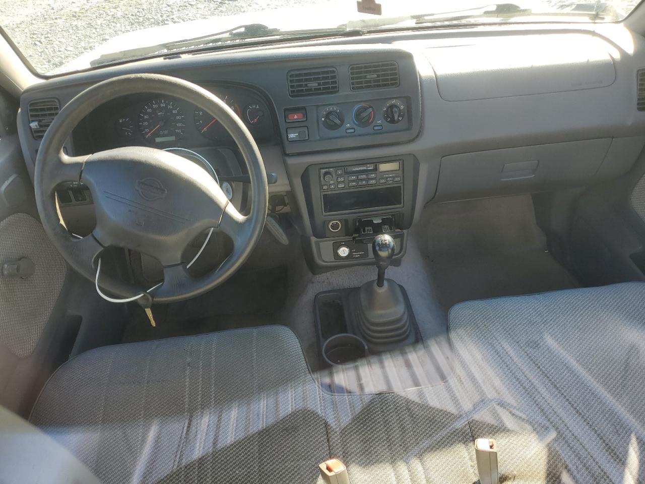 2000 NISSAN Frontier