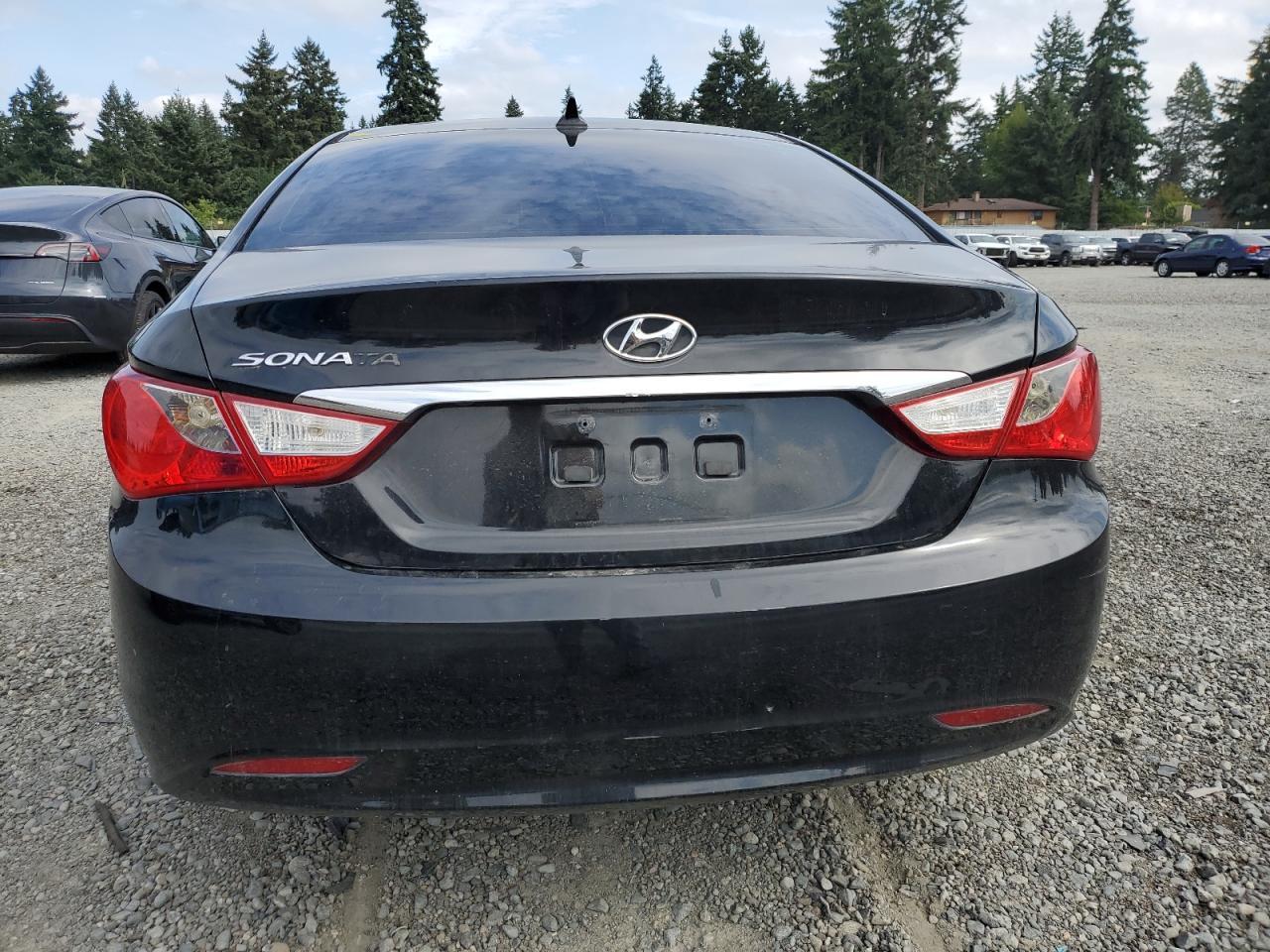 2011 HYUNDAI SONATA