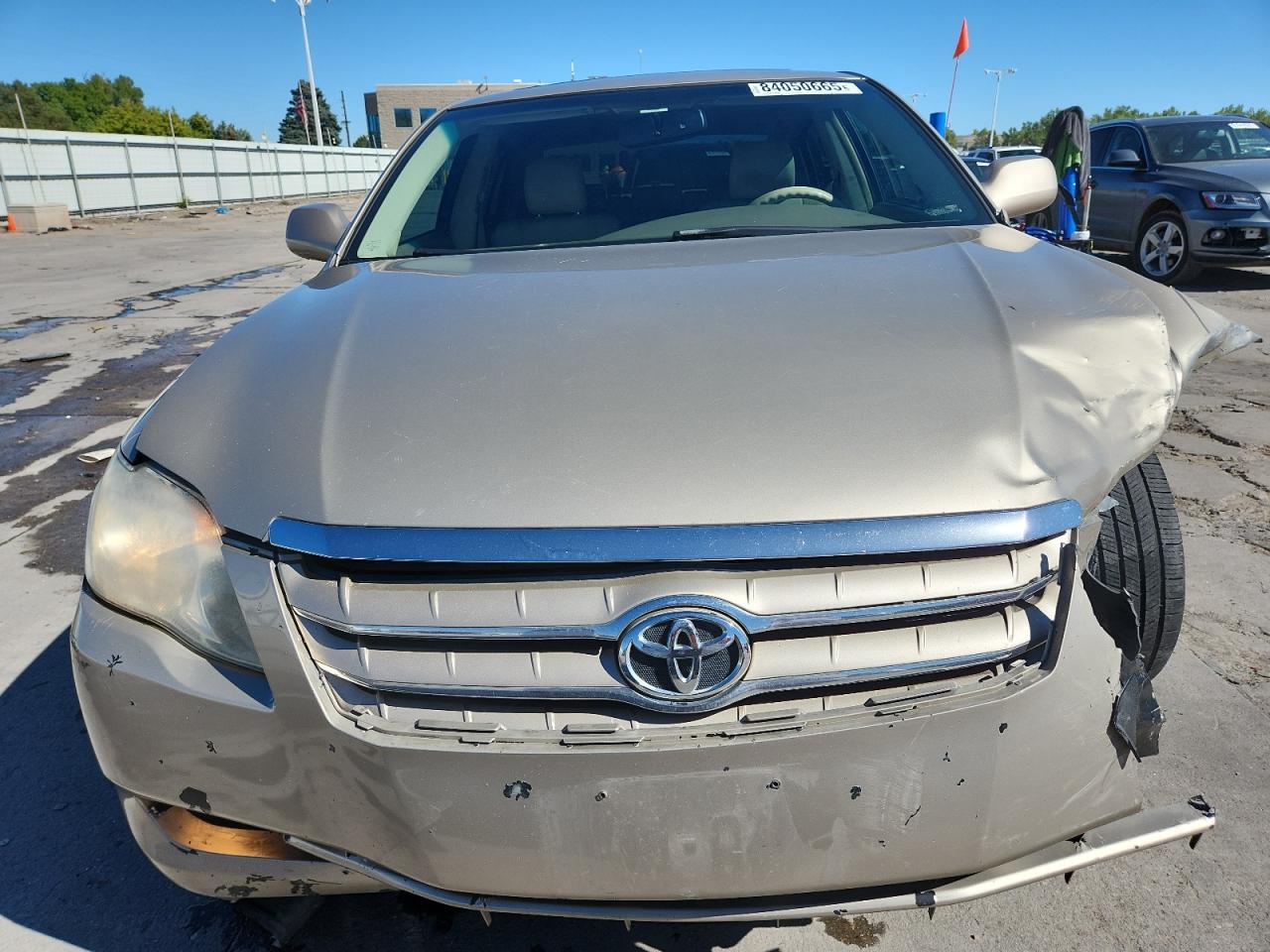 2005 TOYOTA Avalon