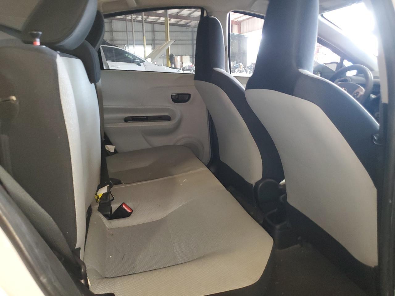 2012 TOYOTA Prius c