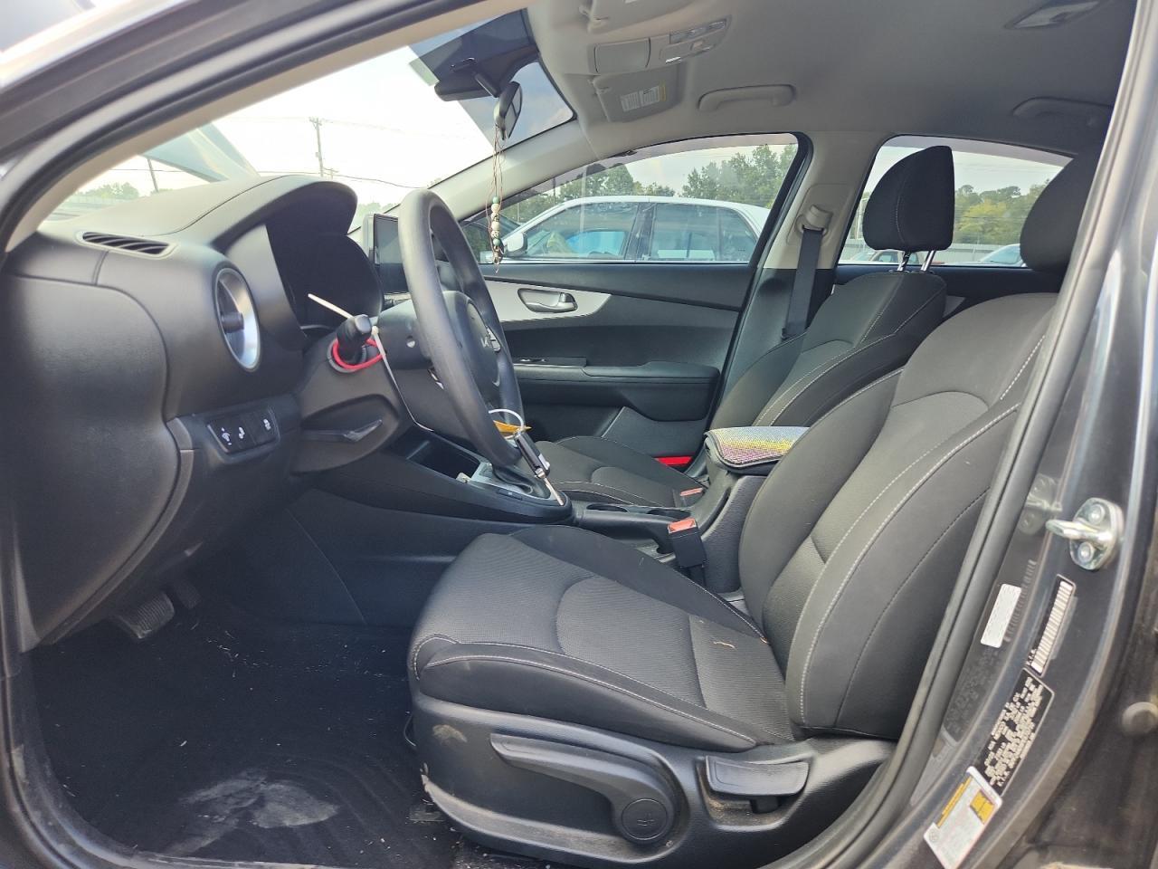 2023 KIA FORTE