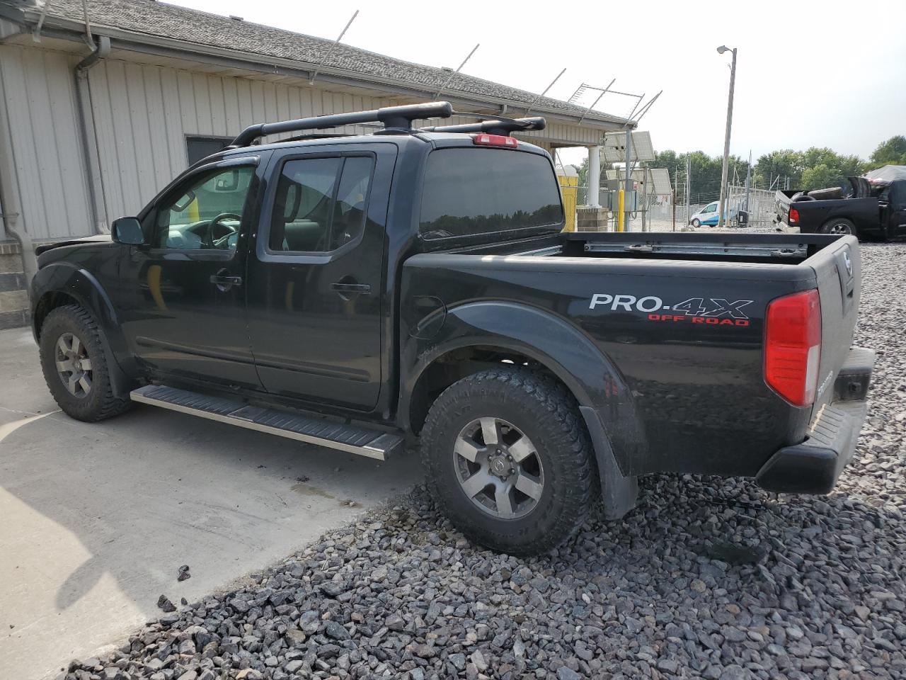 2012 NISSAN Frontier