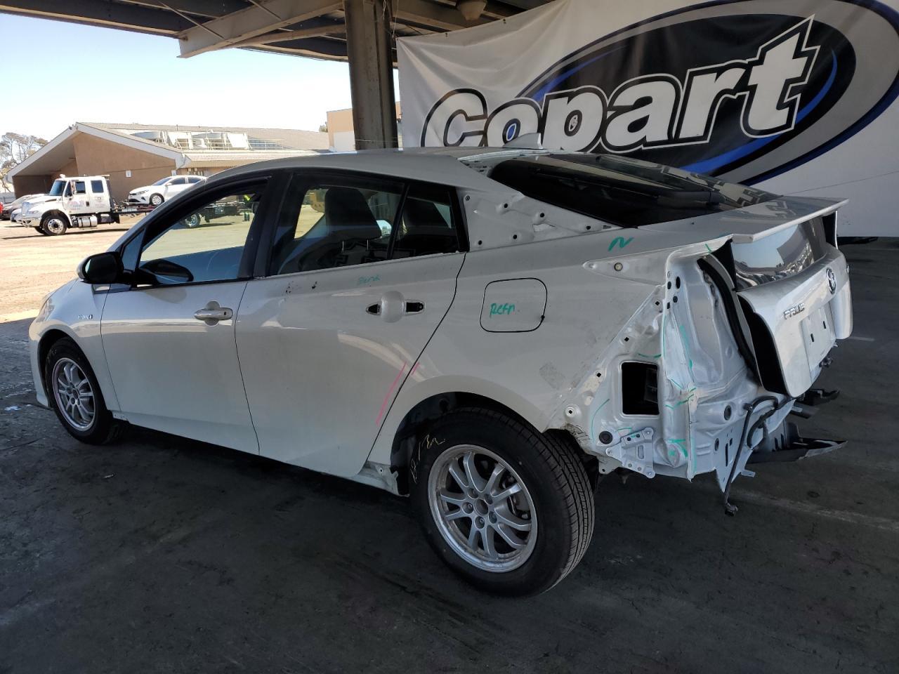 2017 TOYOTA PRIUS