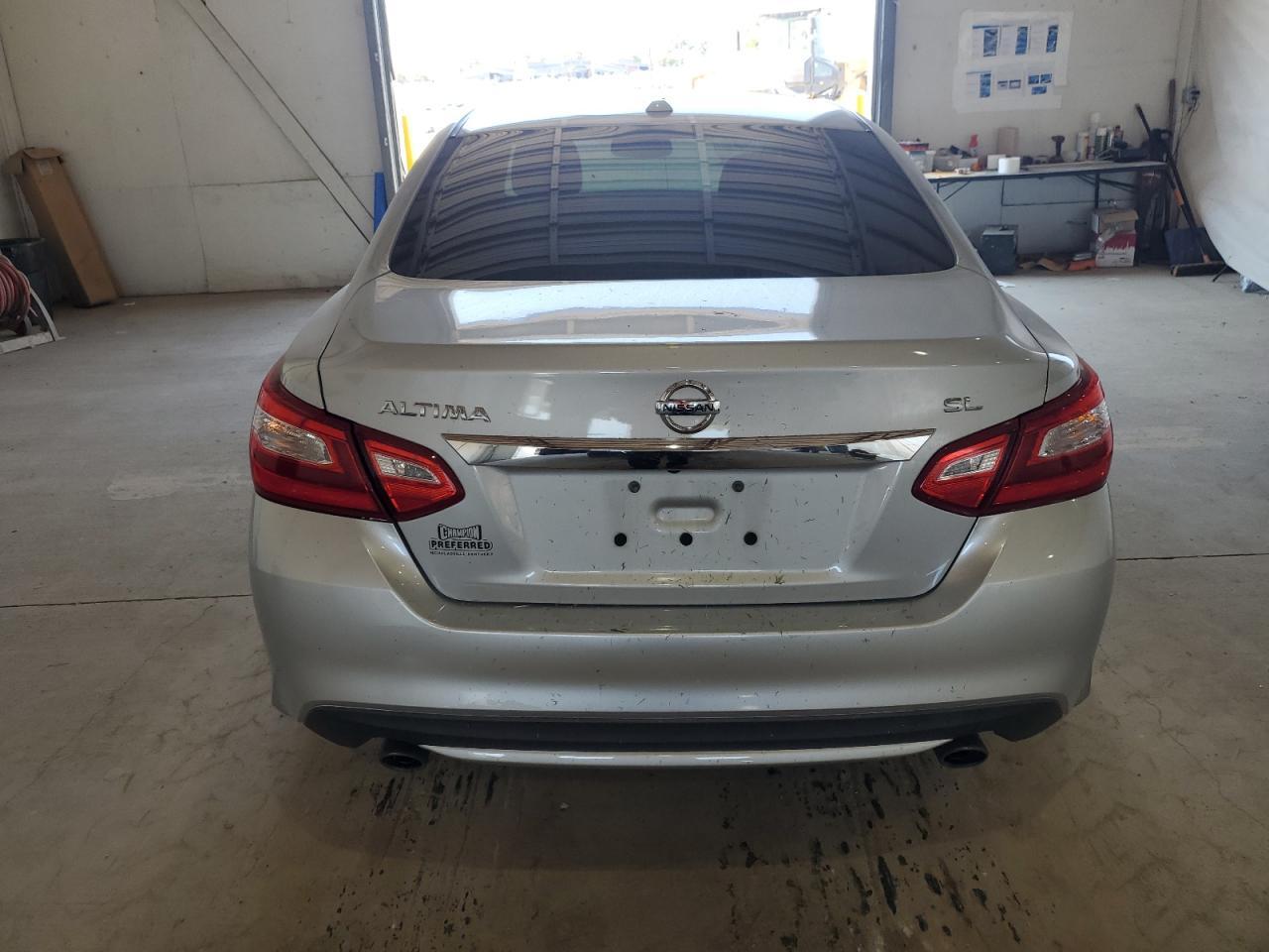 2017 NISSAN ALTIMA