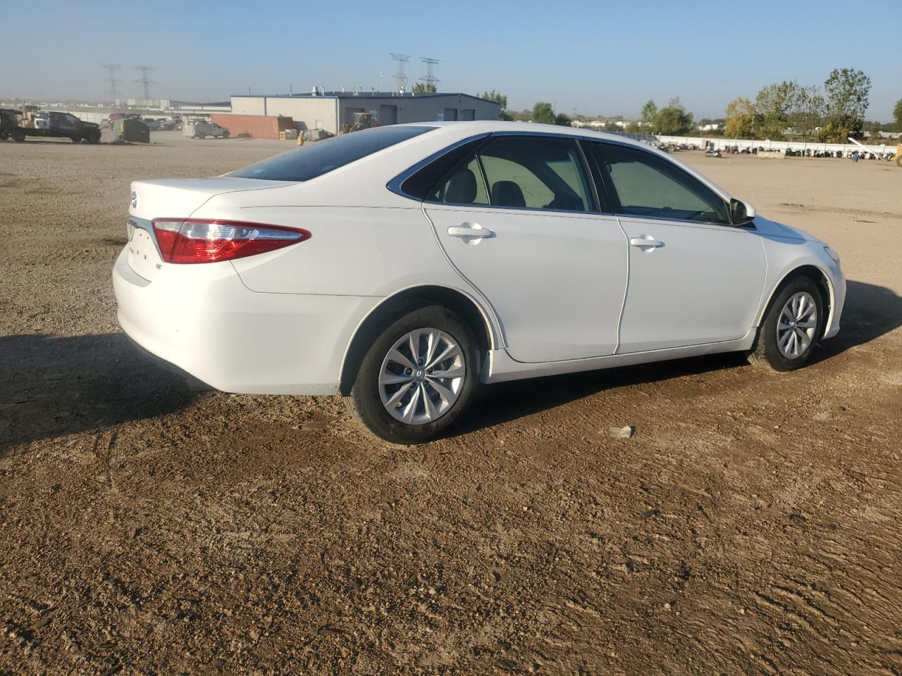 2015 TOYOTA CAMRY