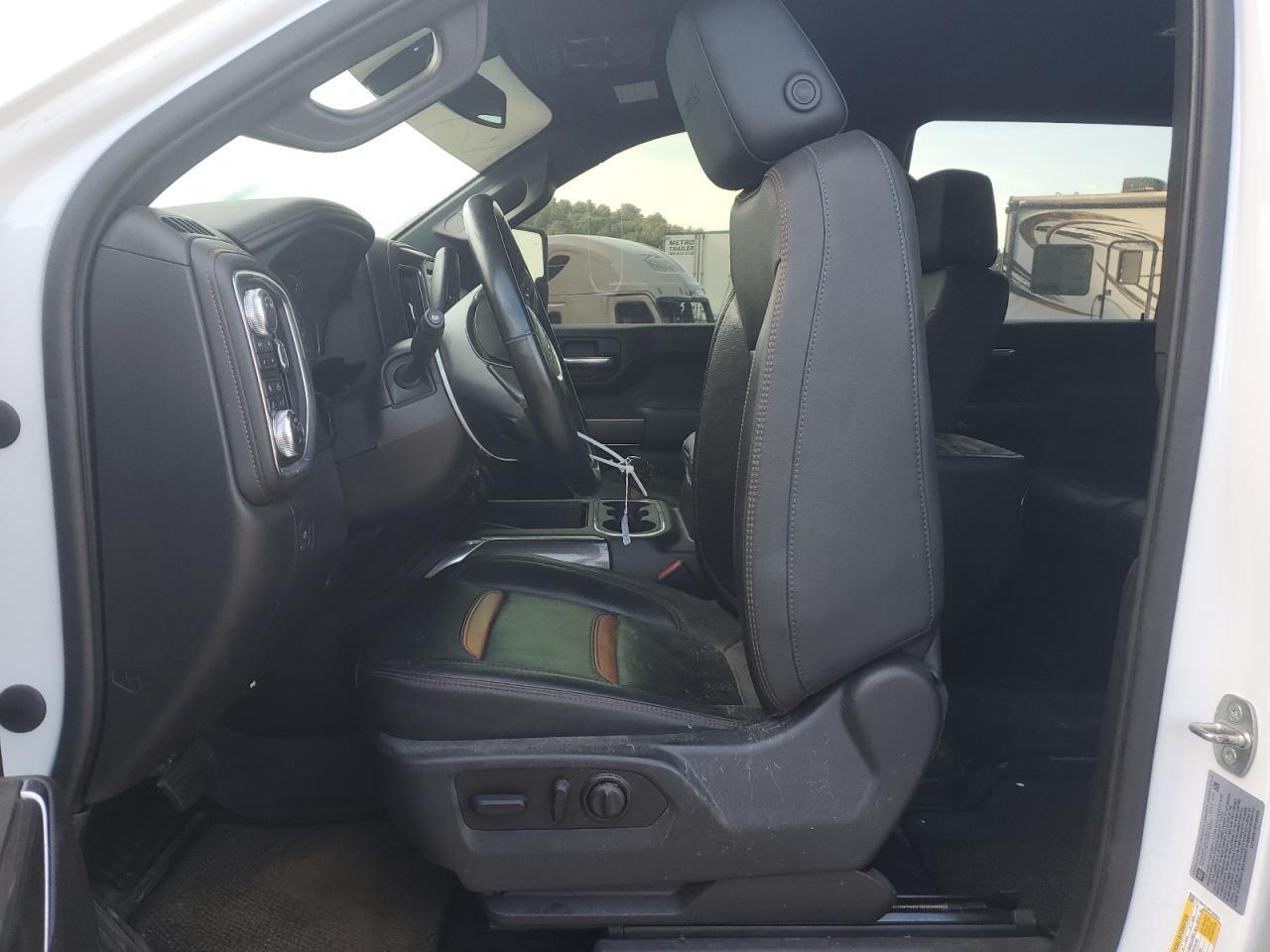 2023 GMC Sierra