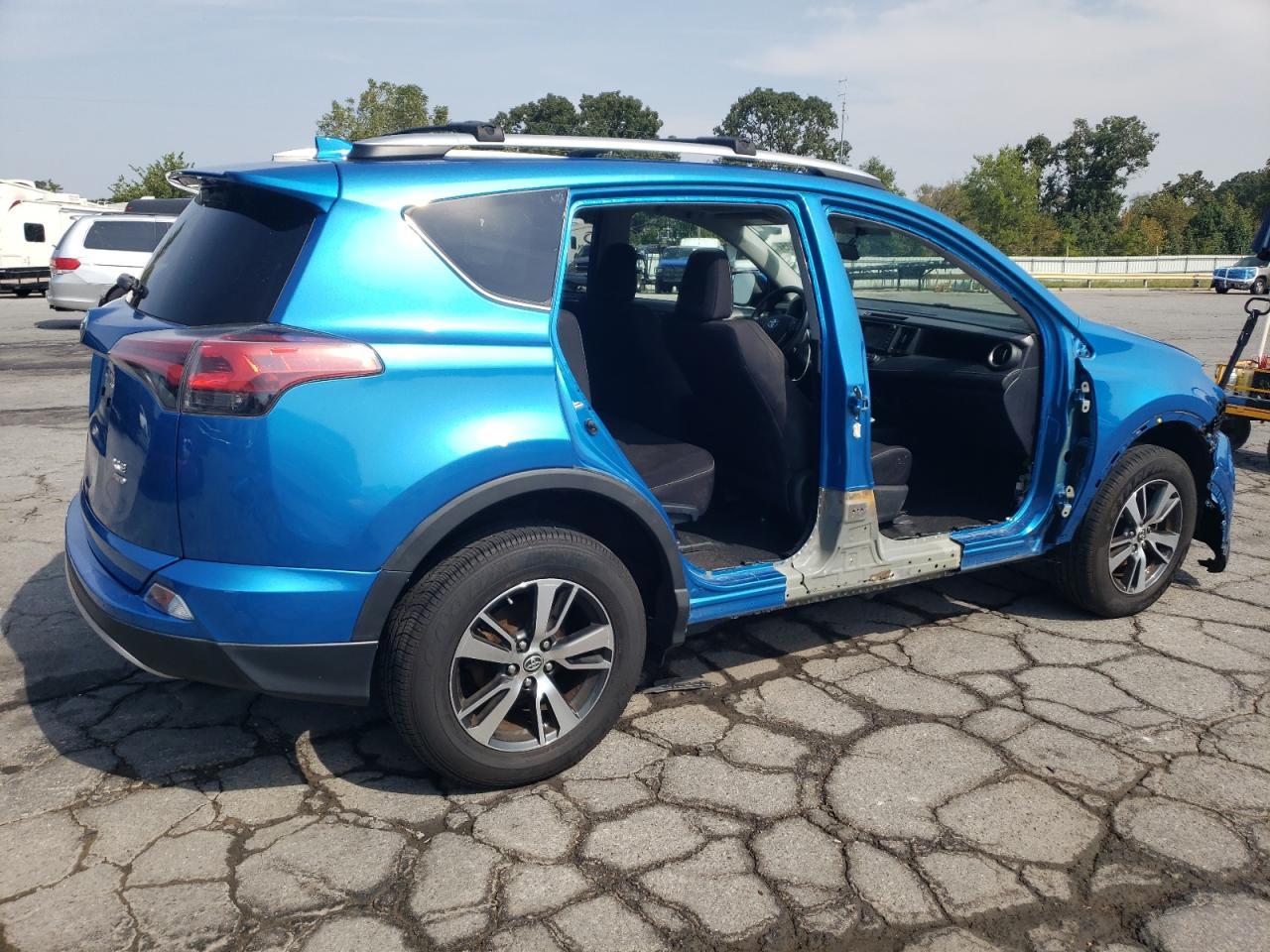 2016 TOYOTA RAV4
