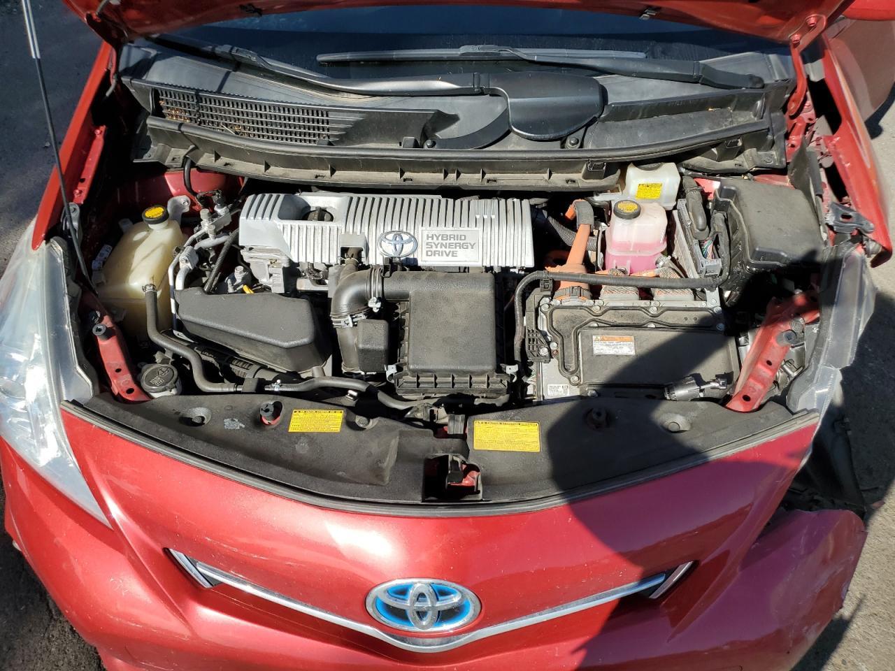 2014 TOYOTA PRIUS V