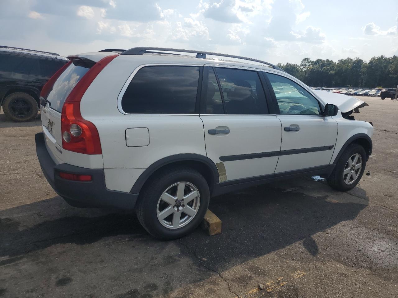 2004 VOLVO XC90