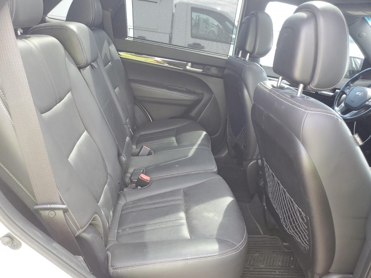 2015 KIA SORENTO