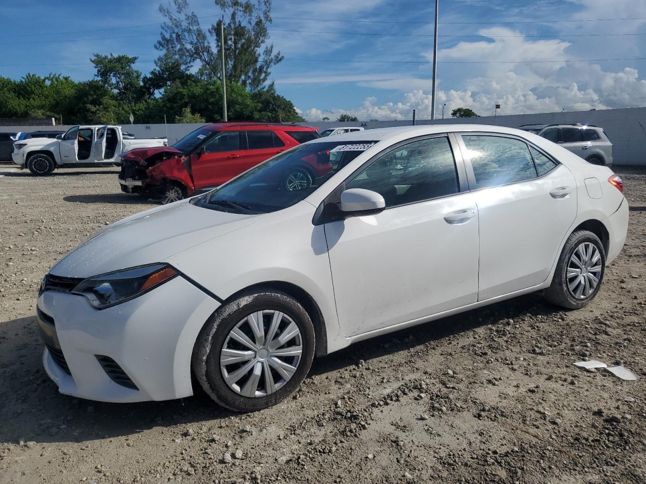 2016 TOYOTA COROLLA