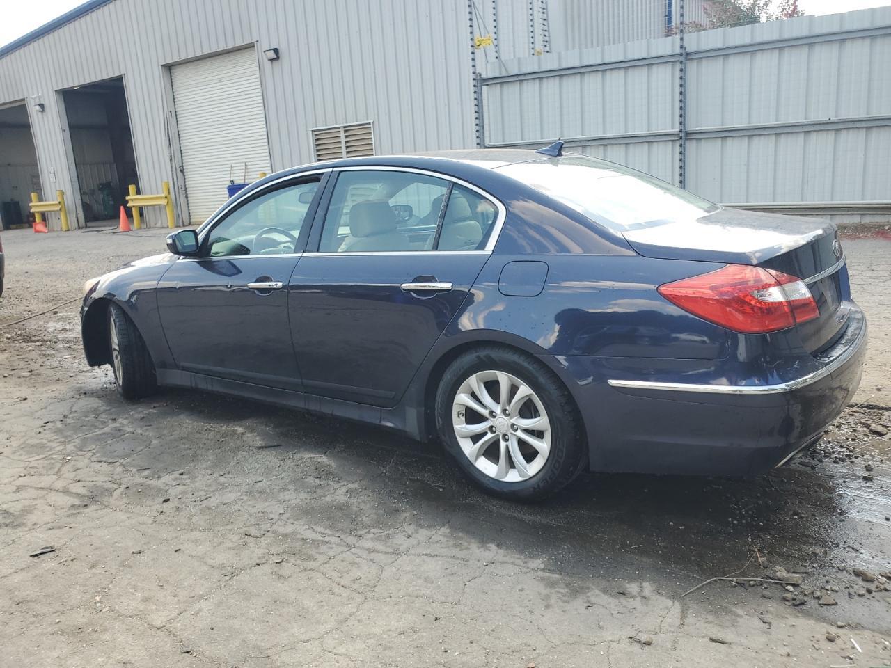 2012 HYUNDAI GENESIS