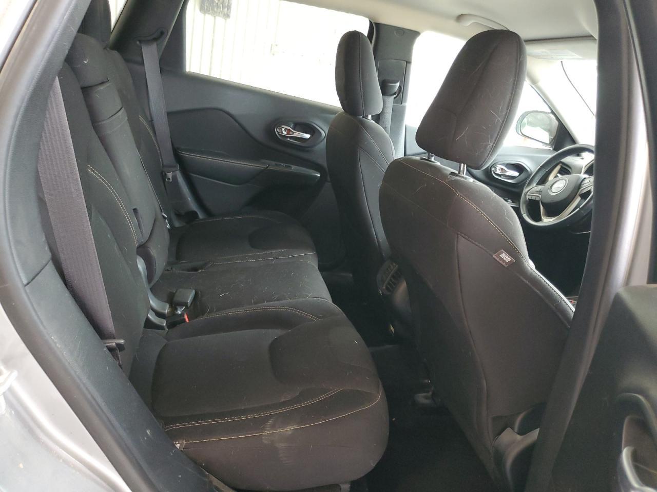 2016 JEEP CHEROKEE