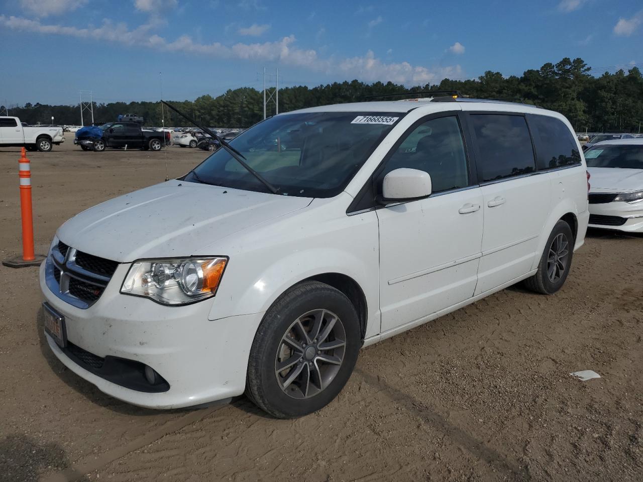 2017 DODGE GRAND CARAVAN