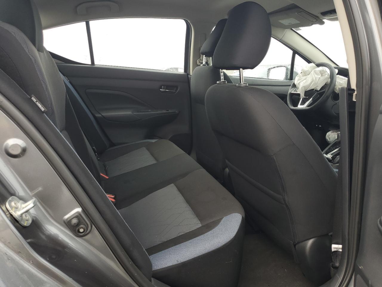 2025 NISSAN VERSA