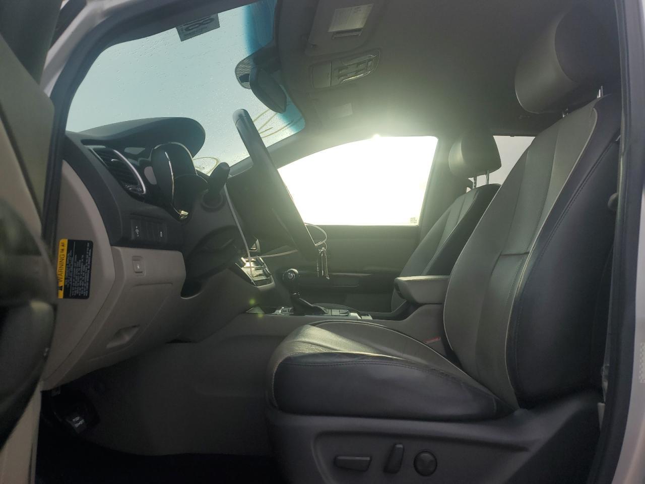 2016 KIA SEDONA