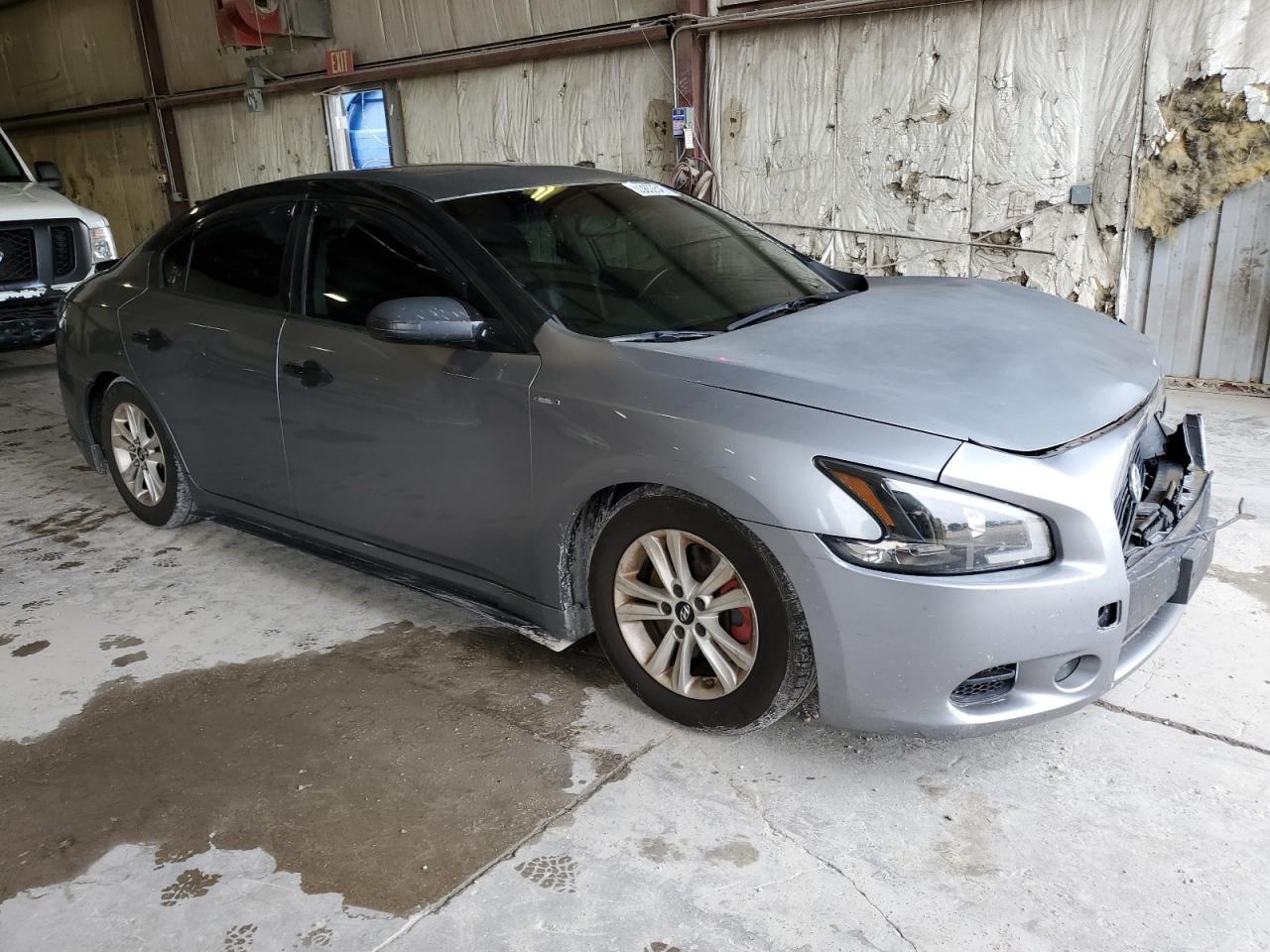 2009 NISSAN Maxima