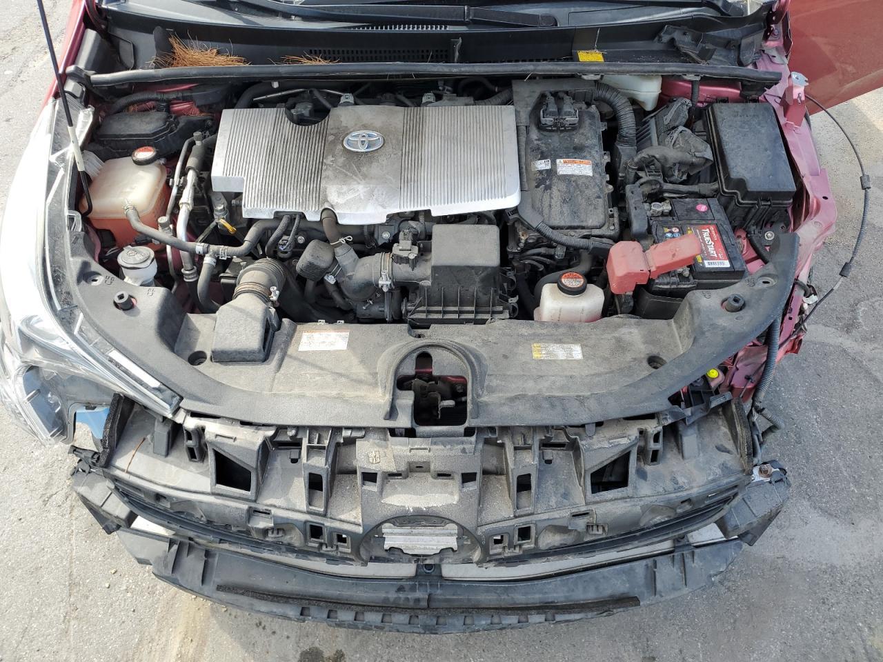 2016 TOYOTA PRIUS