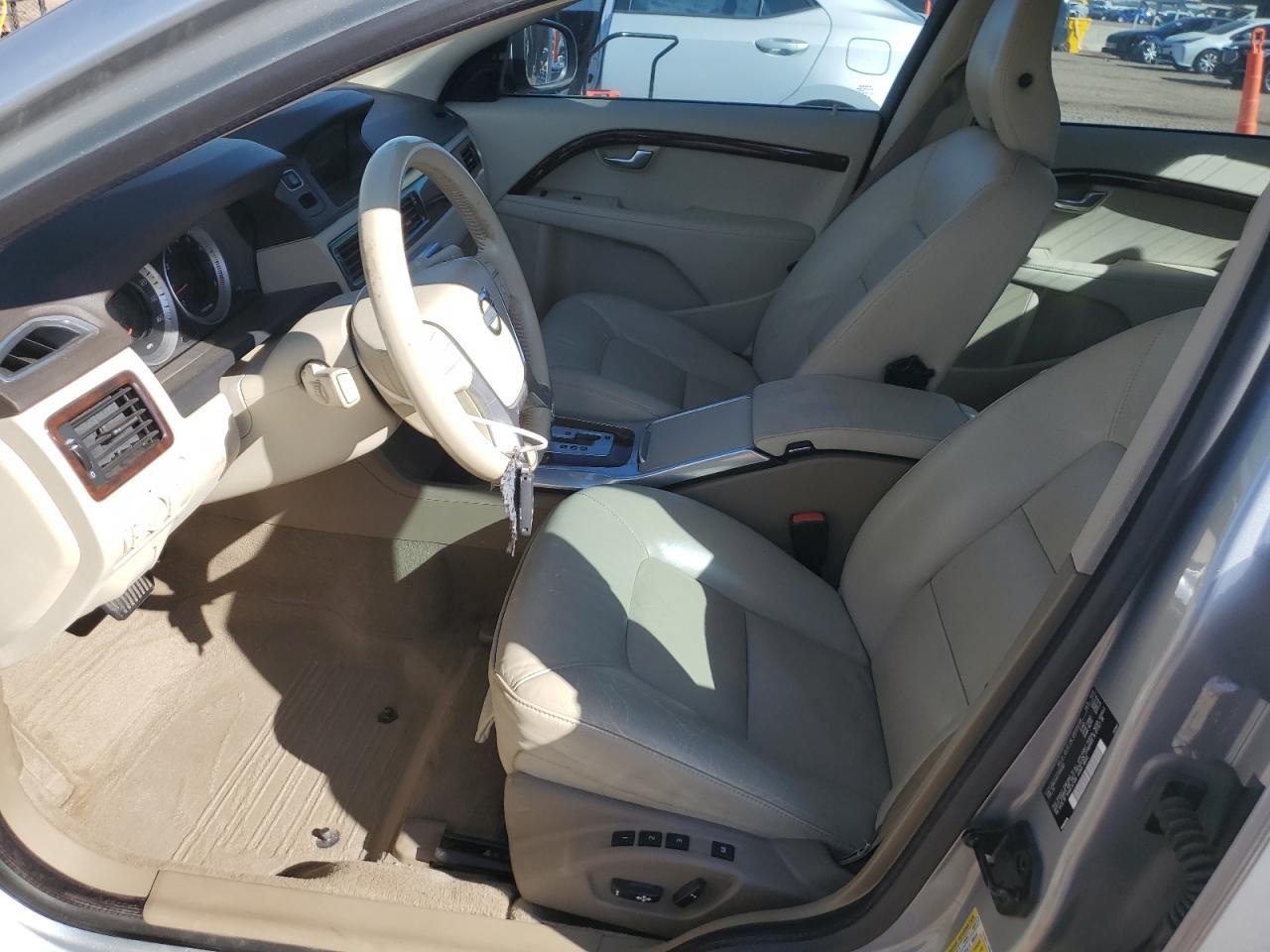 2012 VOLVO S80
