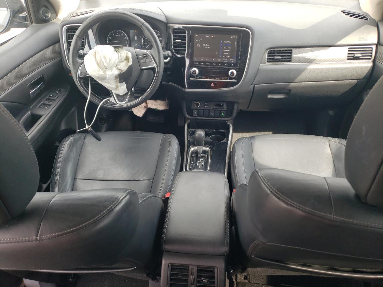 2020 MITSUBISHI outlander