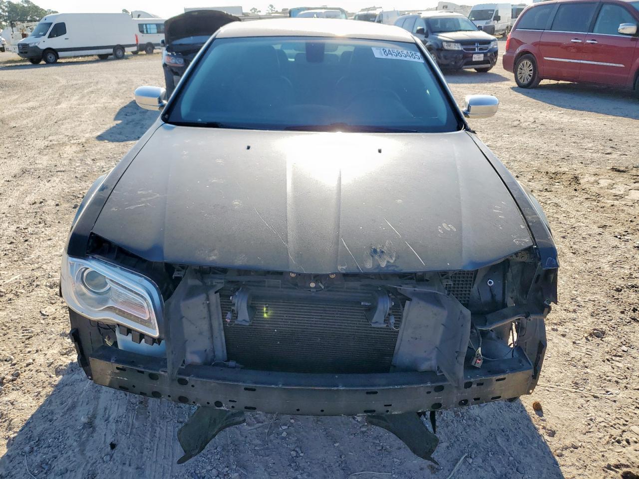2019 CHRYSLER 300