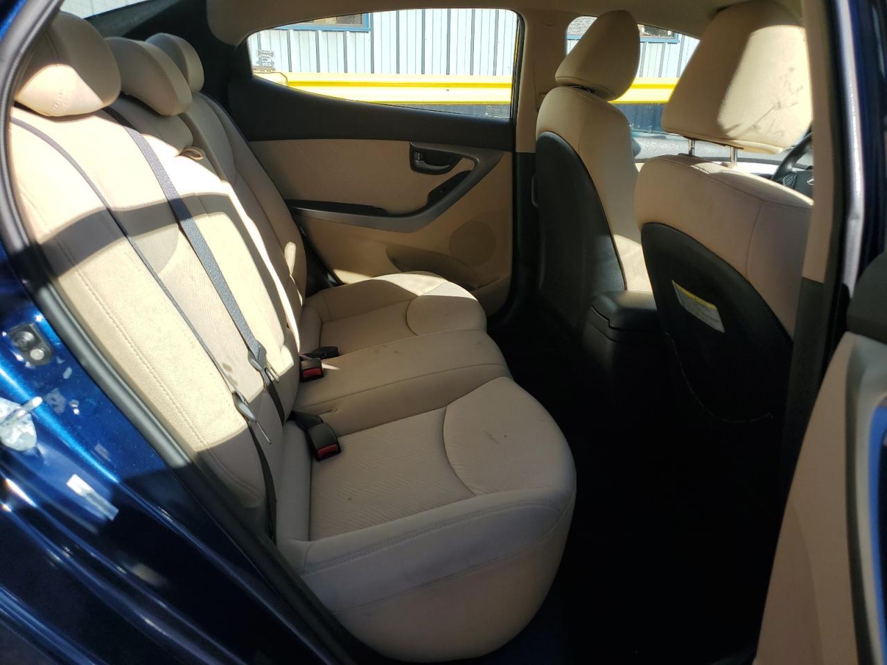 2013 HYUNDAI ELANTRA