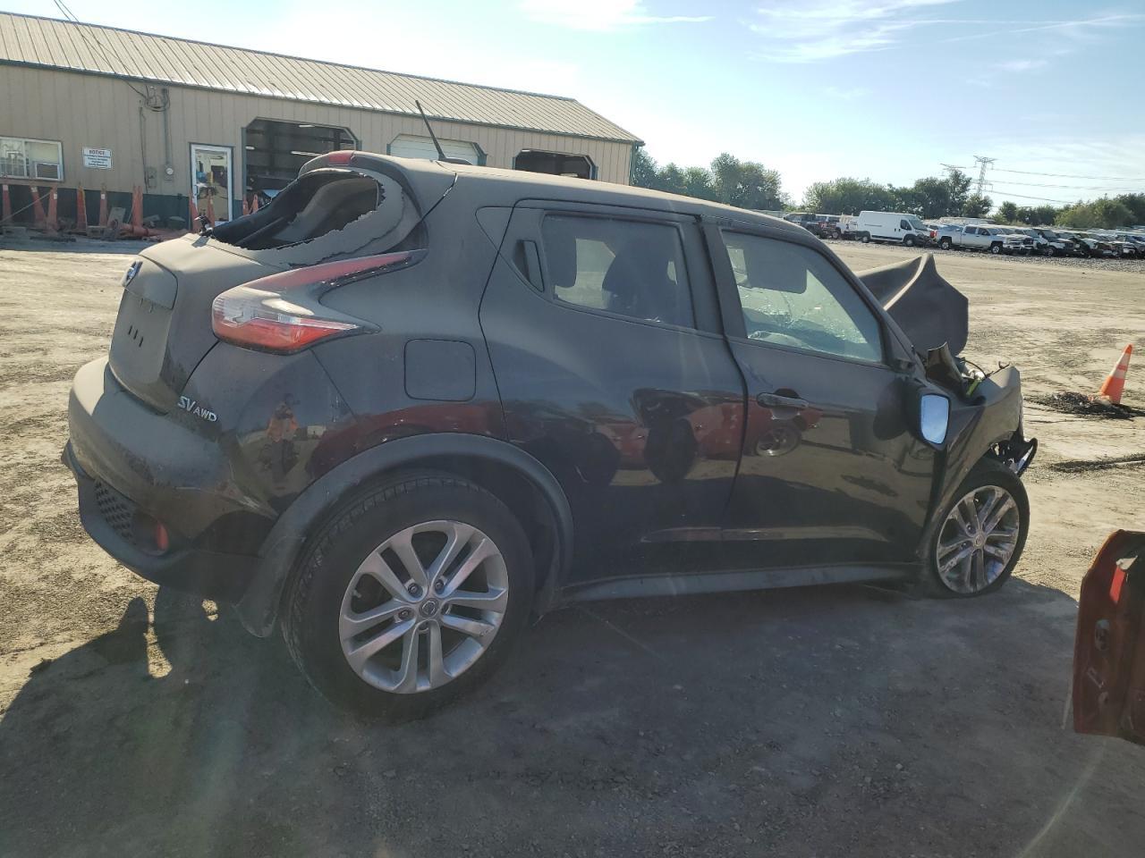 2016 NISSAN Juke